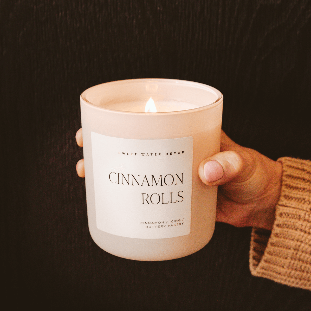Cinnamon Roll Soy Candle – Alicia DiMichele Boutique