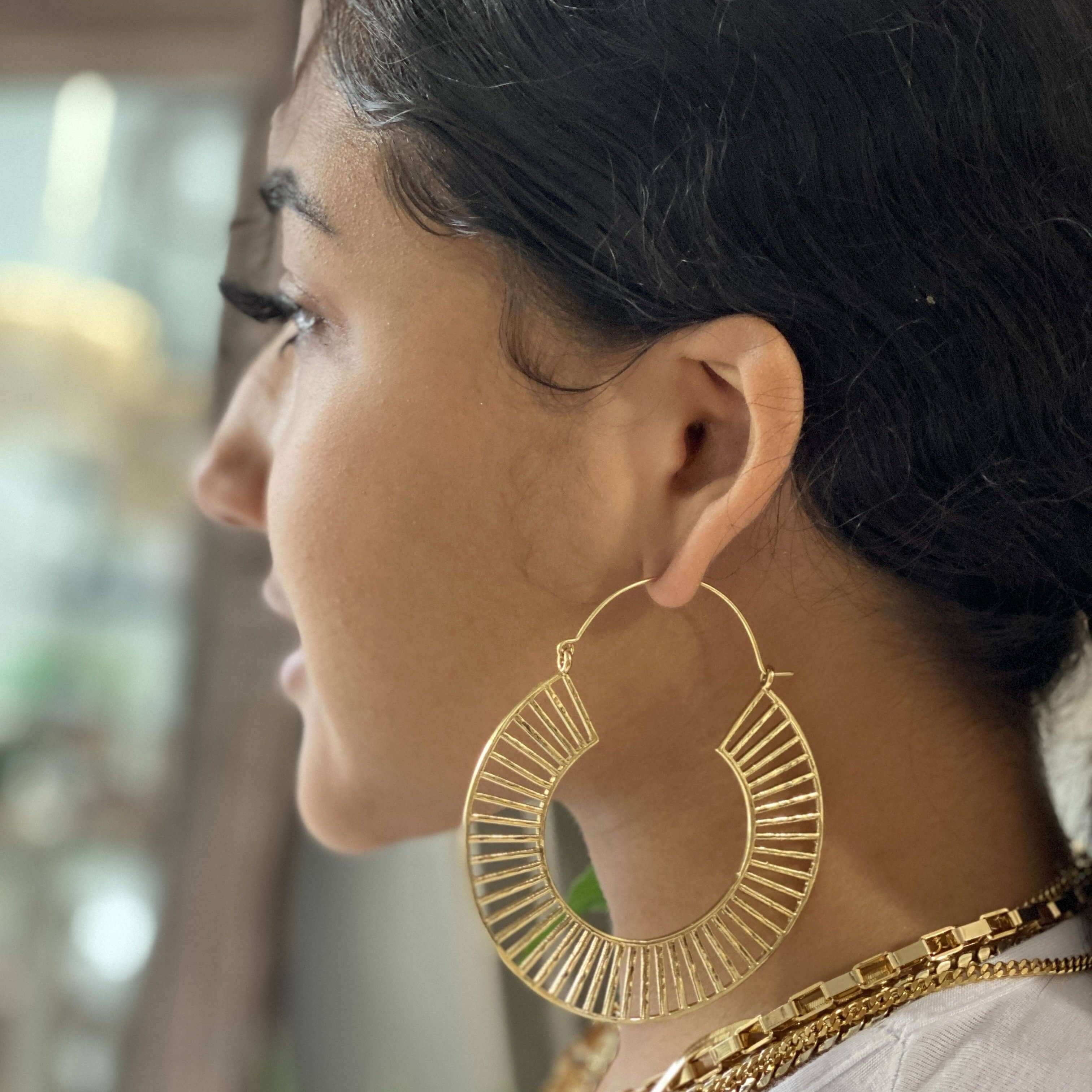 Sienna Bold Hoops – Alicia DiMichele Boutique