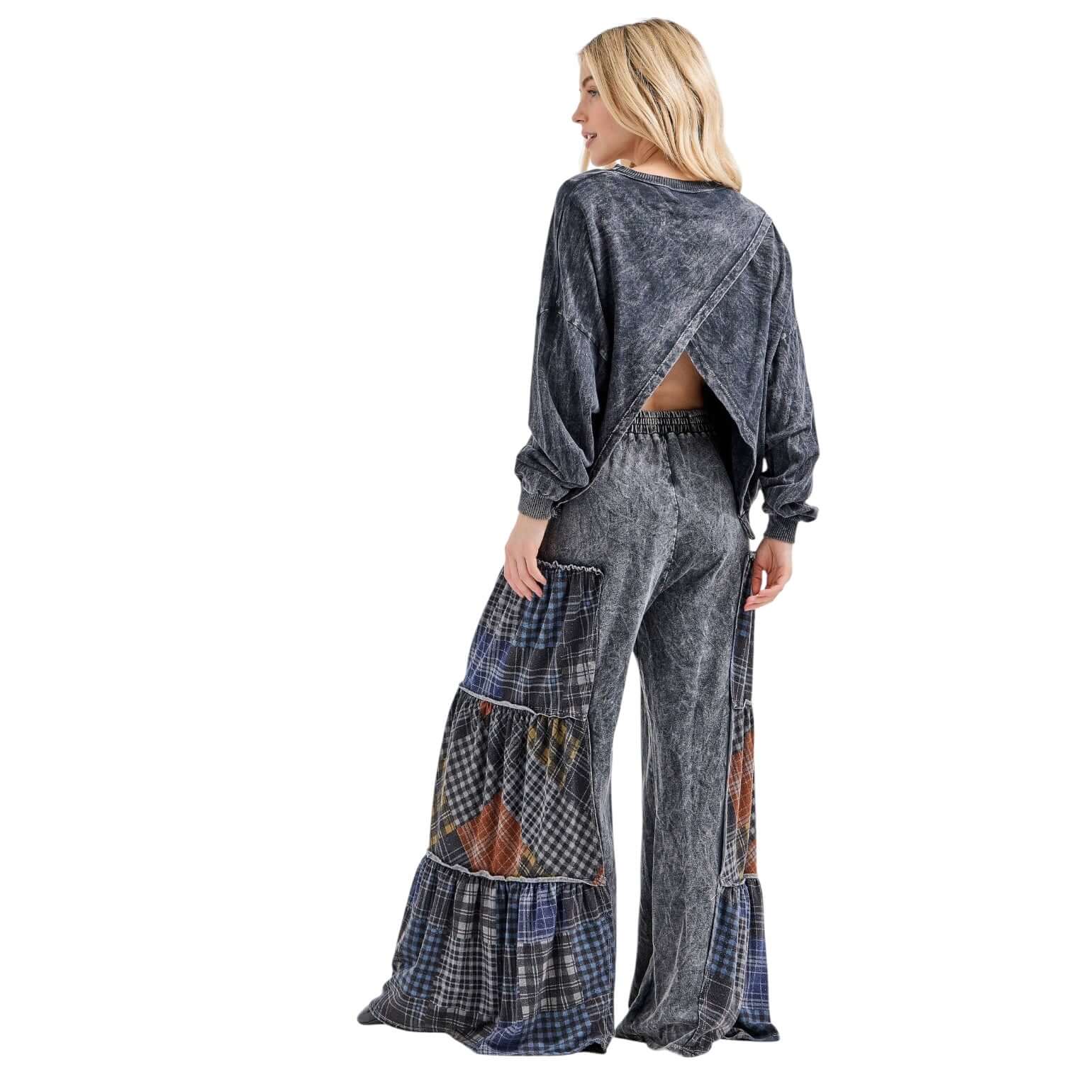Charcoal Wanderer Plaid Flare Pants – Alicia DiMichele Boutique