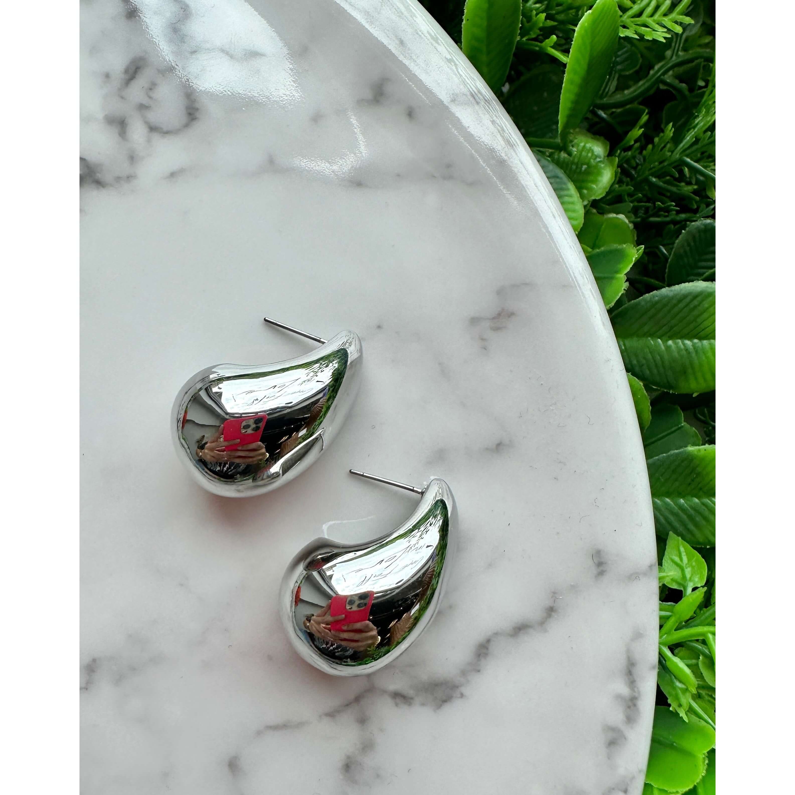 Teardrop Metallic Post Earring - Silver – Alicia DiMichele Boutique