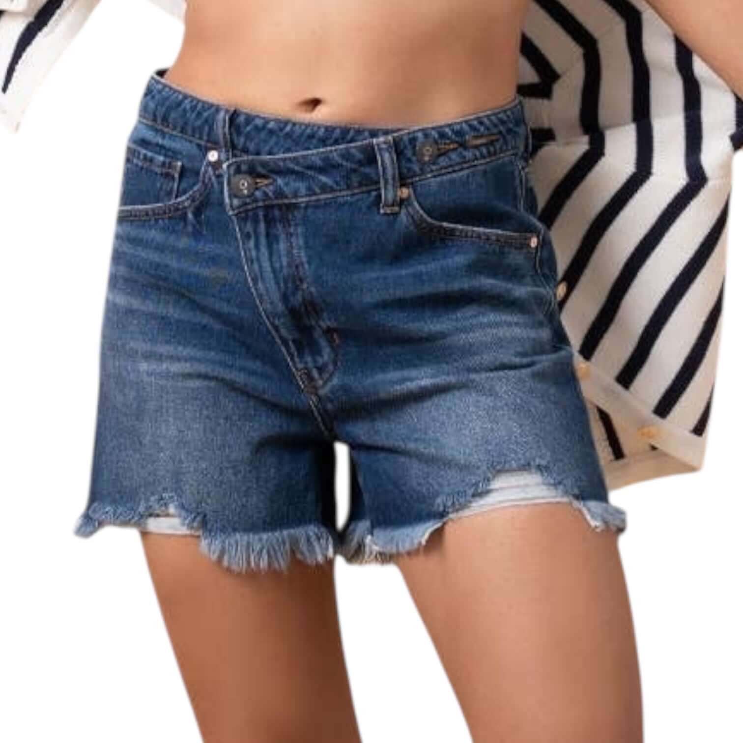 Crossover Dark Wash Denim Shorts – Alicia DiMichele Boutique