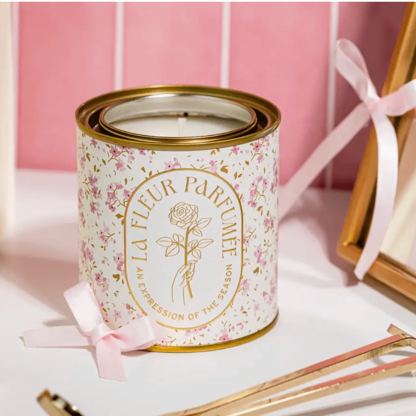 La Fleur Bouquet Tin Candle – Alicia DiMichele Boutique