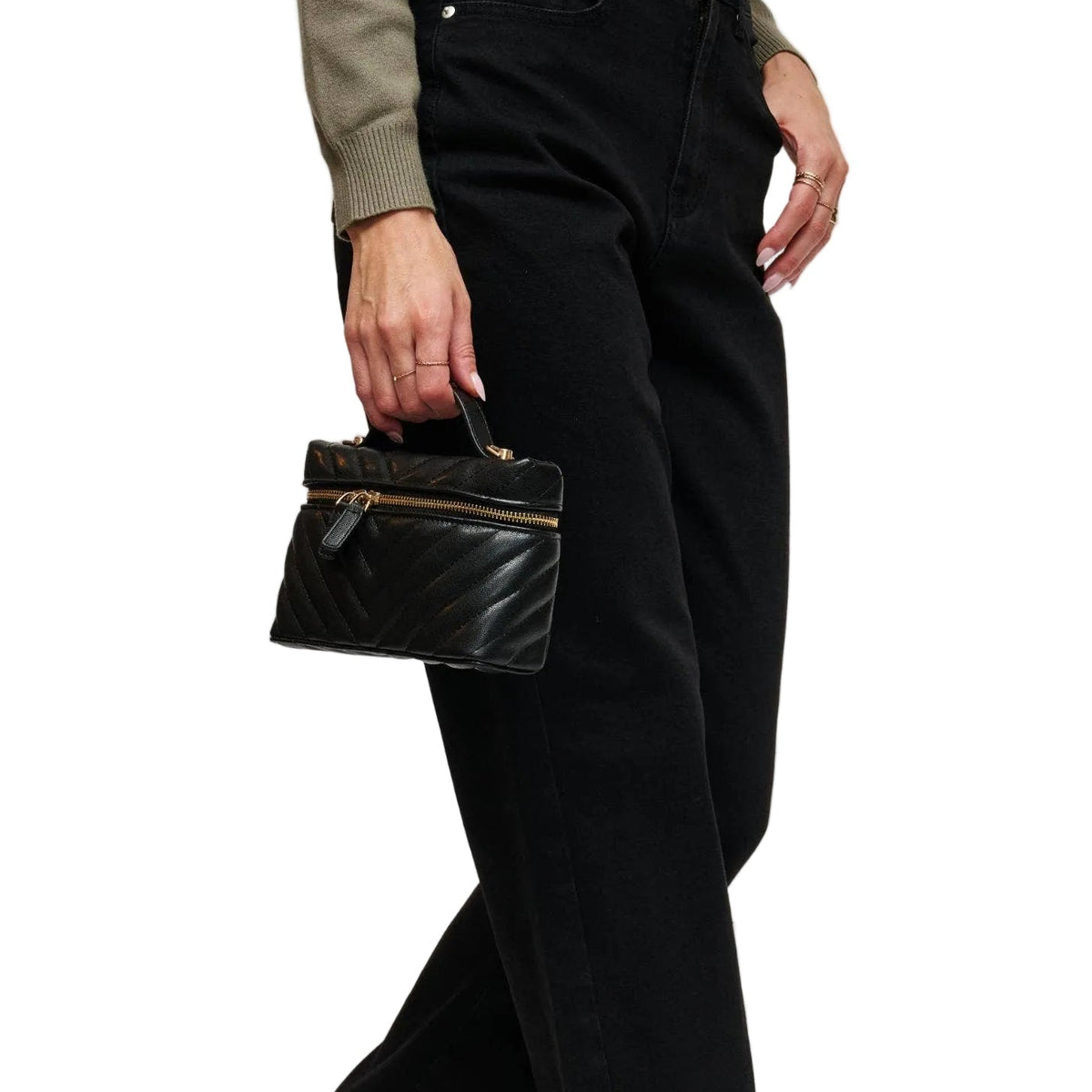 Sella Sleek Everyday Crossbody Bag