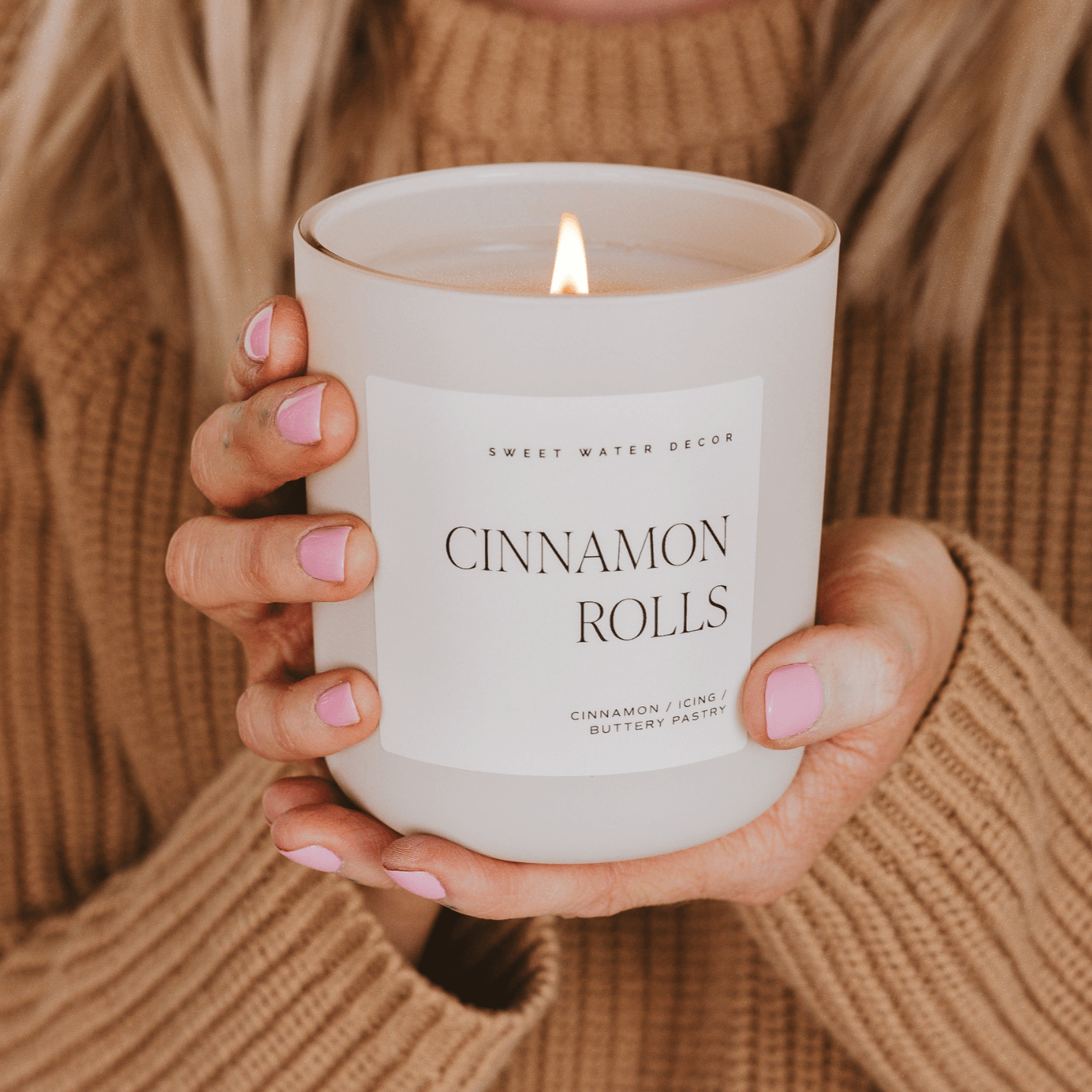 Cinnamon Roll Soy Candle – Alicia DiMichele Boutique