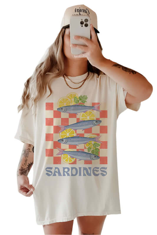 Sardines Dinner Plate Graphic Tee – Alicia DiMichele Boutique