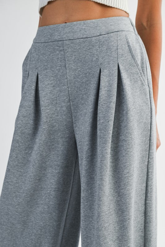 City Ease Pleated Wide Leg Sweatpants - Grey – Alicia DiMichele Boutique
