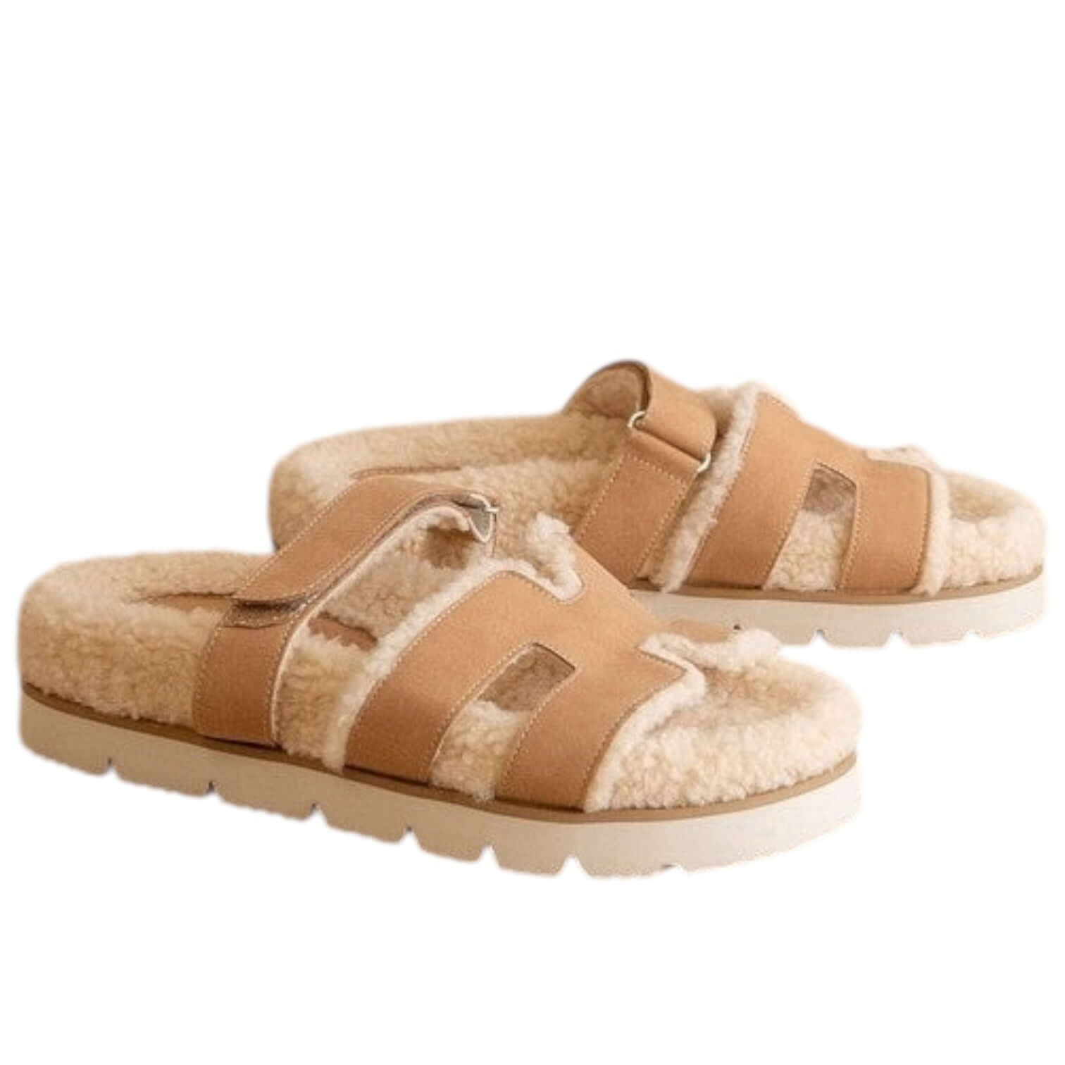 The Après Cloud Faux Shearling Sandals - Camel | Alicia DiMichele