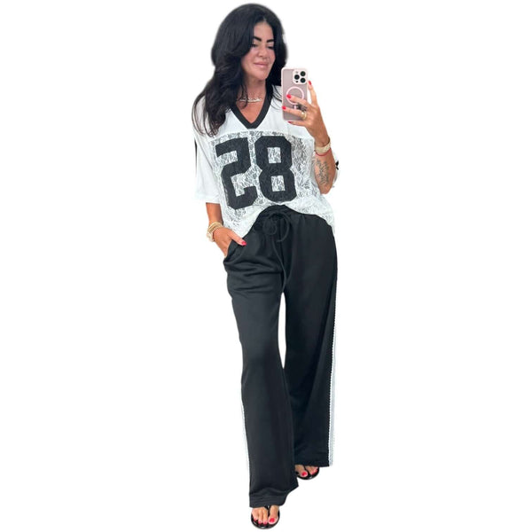 ★GENERAL IDEA★ WOMAN Lace Trimming Sweatpants [BLACK] / WB RECLAIMED VINTAGE scuba lace trim sweatpants in black | ASOS