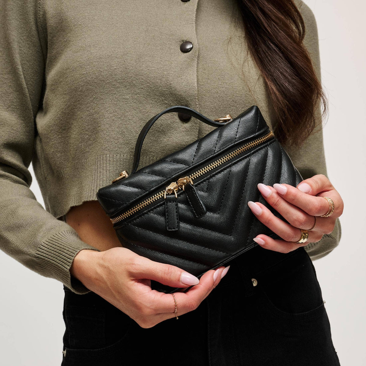 Sella Sleek Everyday Crossbody Bag