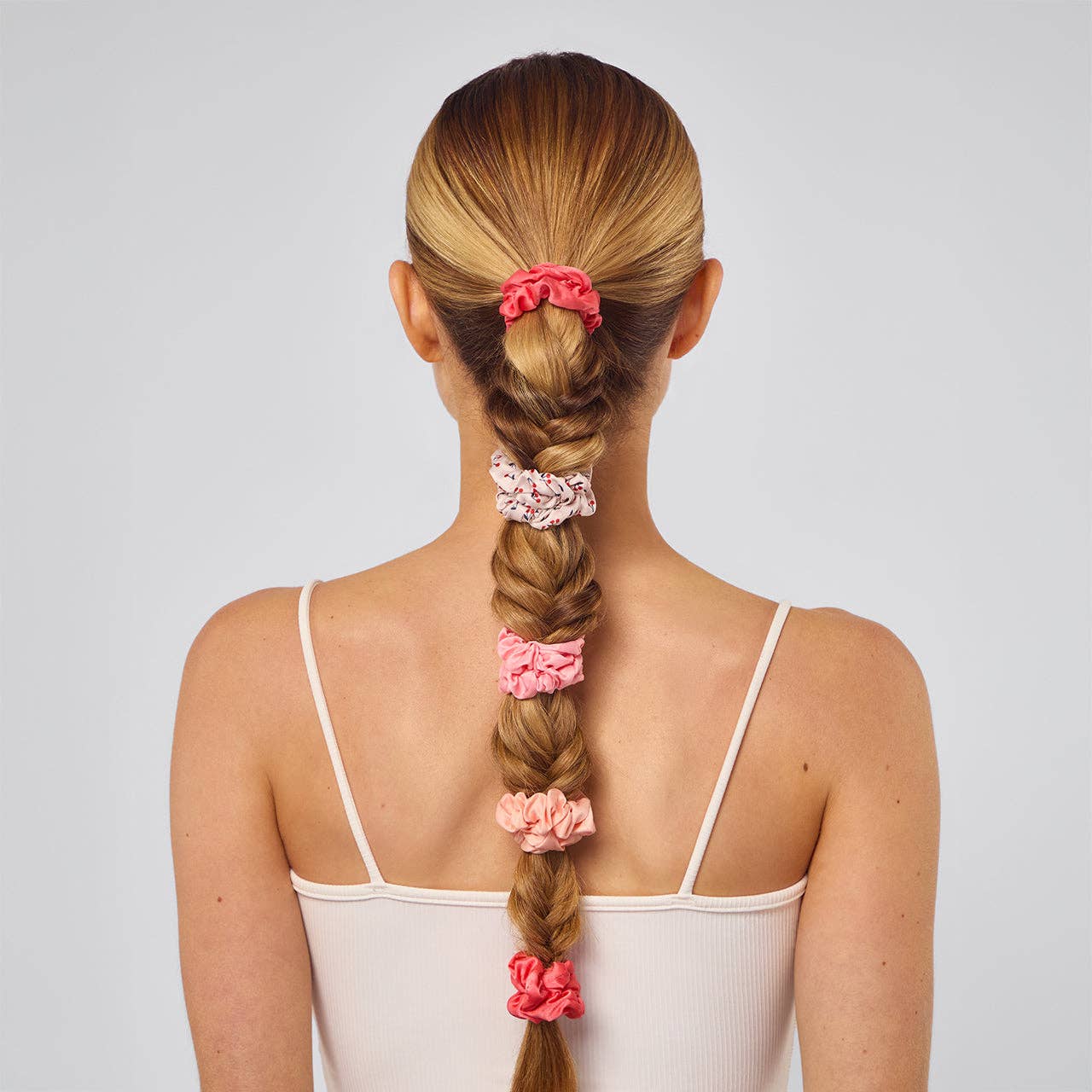 ■The tis■ CHERRY BLOSSOM SHEER SCRUNCH シュシュ Cherry Blossom Ruched Satin Scrunchies 5pc Set – KITSCH